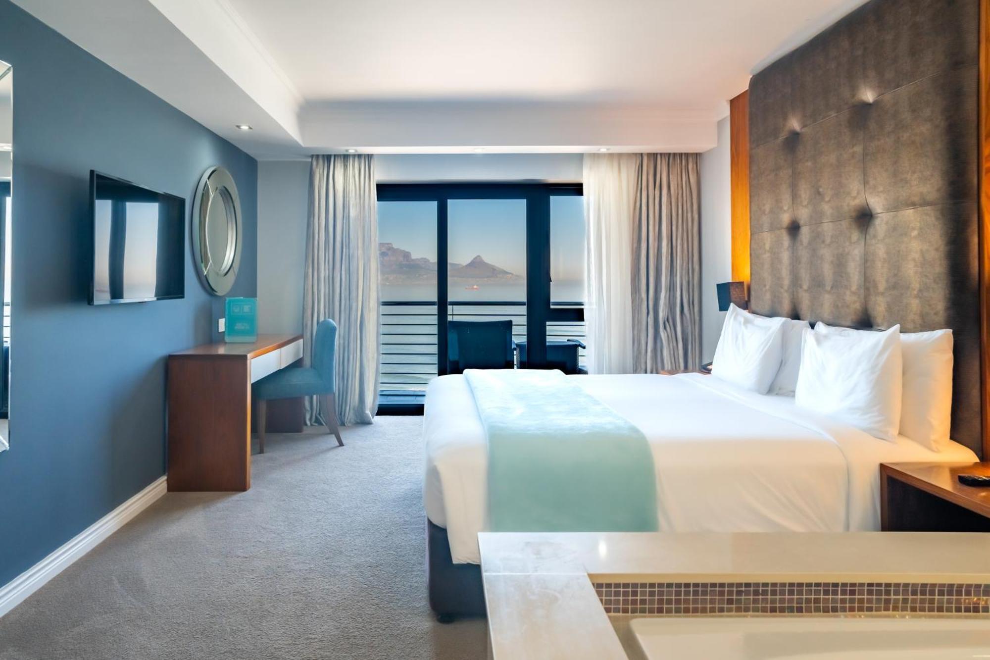 Blaauwberg Beach Hotel Bloubergstrand Extérieur photo