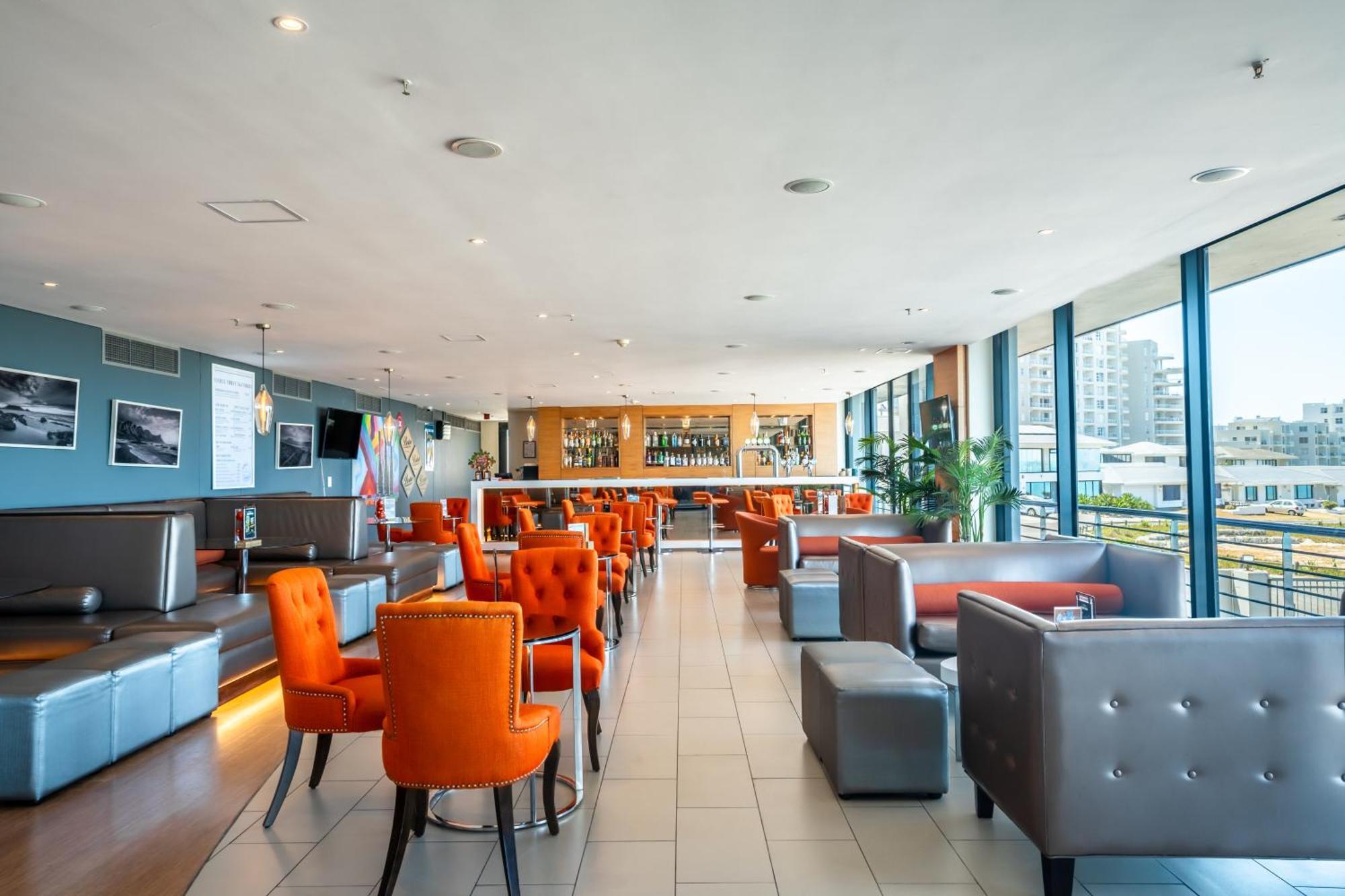 Blaauwberg Beach Hotel Bloubergstrand Extérieur photo