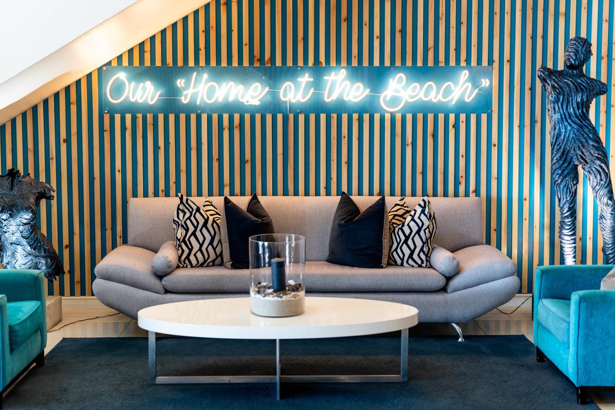 Blaauwberg Beach Hotel Bloubergstrand Extérieur photo