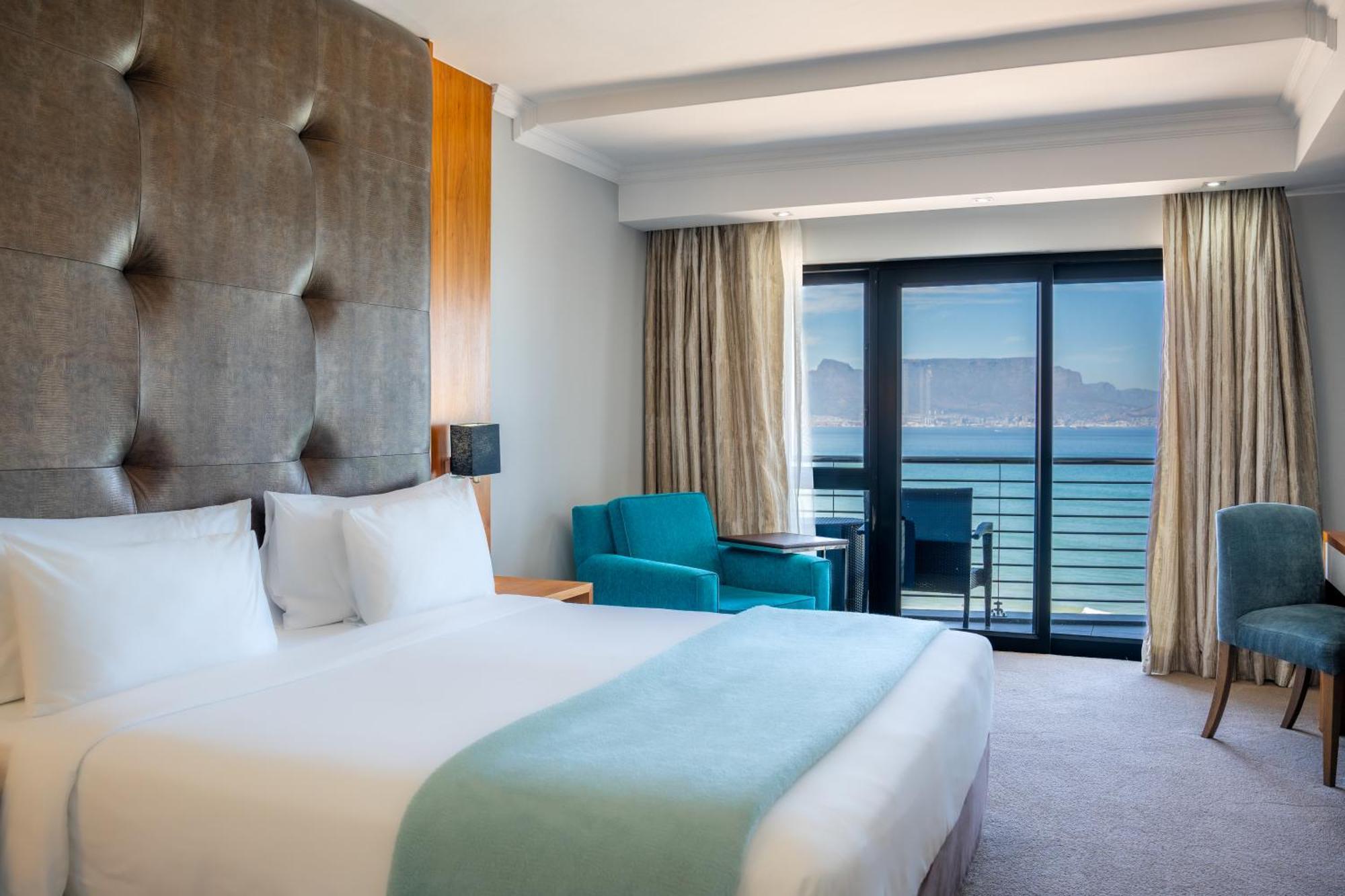 Blaauwberg Beach Hotel Bloubergstrand Extérieur photo